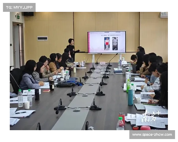 体育赛事志愿者培训体系专业化，提升志愿服务体验与技能。