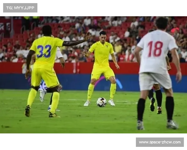 保级区卡迪斯迎战赫罗纳，主场优势成关键